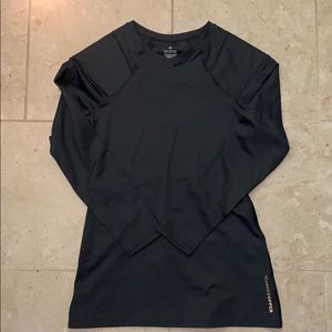 Tommie Copper long sleeve shoulder centric top